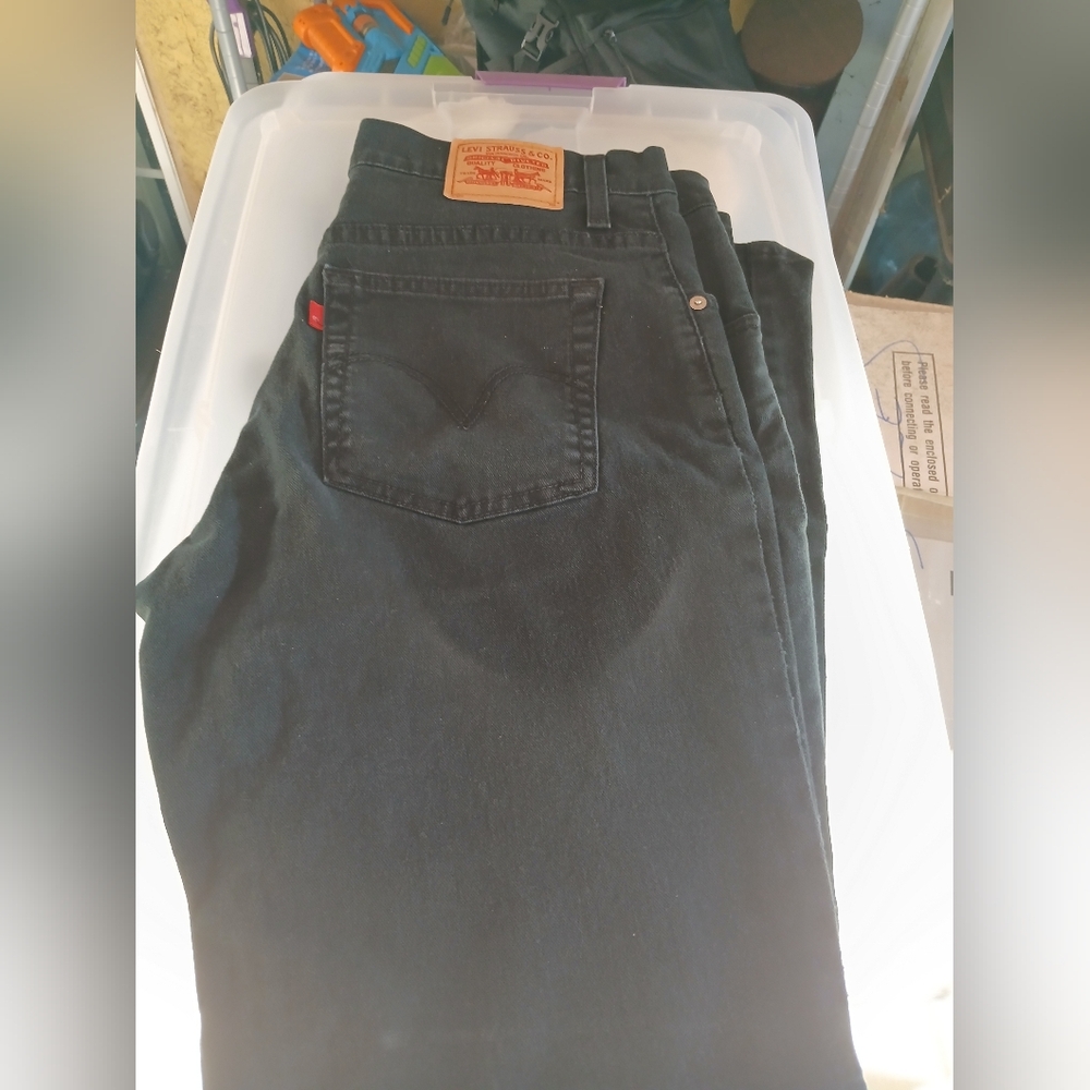 Levi's Women's Black Boot Cut 550 14M